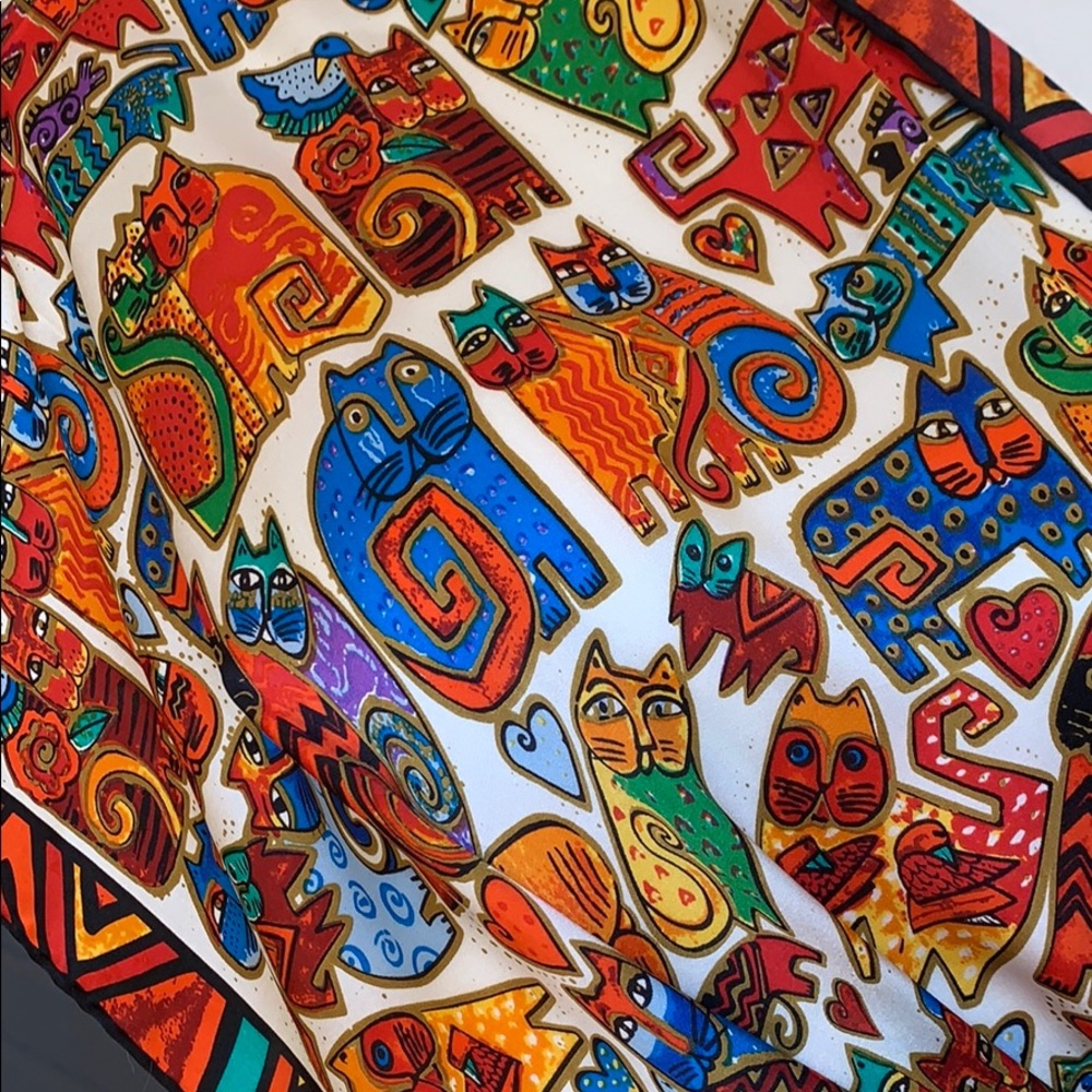 Silk scarf - Picture 4 of 6